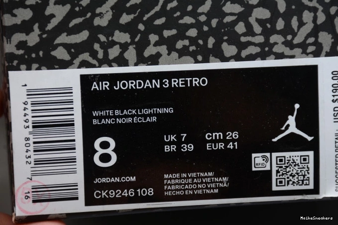 MaikeSneakers 3 (W) RETRO ORANGE LASER CK9246-108 AIR JORDAN 0811